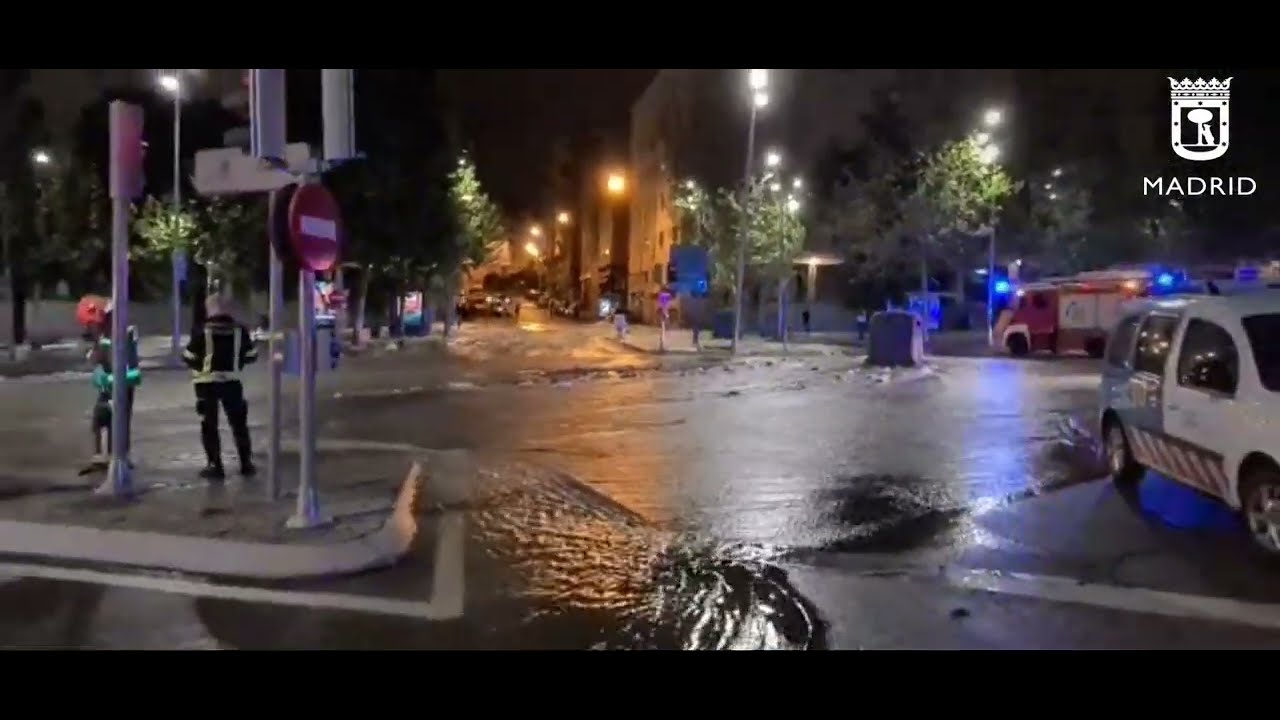 Rotura tubería agua Marqués de Vadillo 15sept22