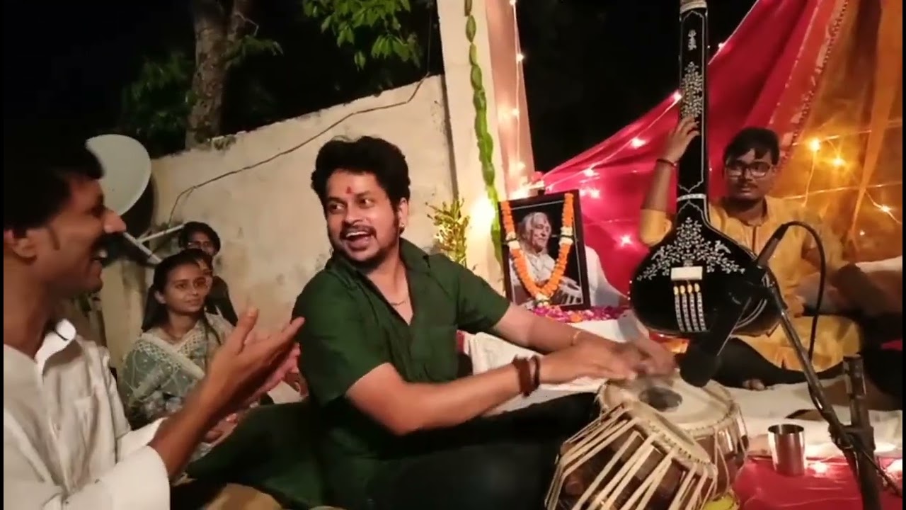 shri Prabhakar &shri Diwakar Brothers/Shree Shubh Maharaj On Tabla/Raag Hameer/Jhaptaal/PART-2
