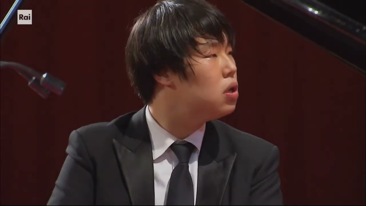 Arsenii Mun and Jae Hong Park Busoni Compt. 2021 and 2023