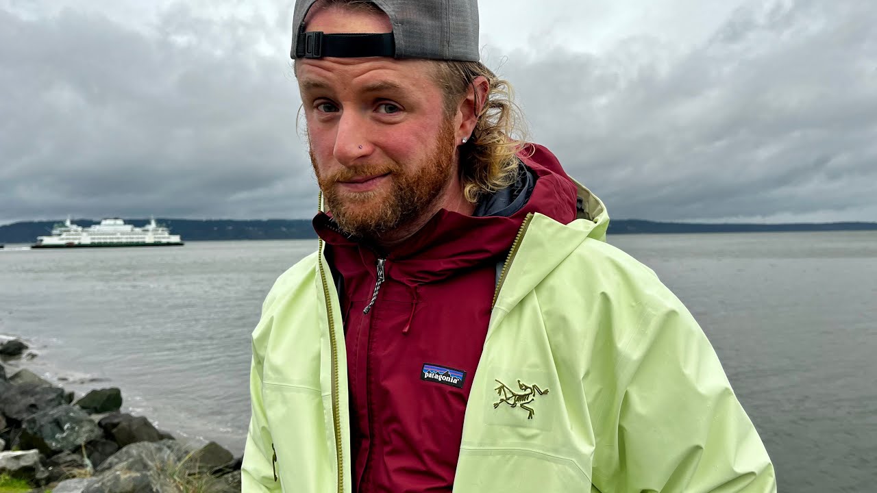 Patagonia Torrentshell 3L против Arc&rsquo;teryx Beta &mdash; какую дождевую куртку купить?