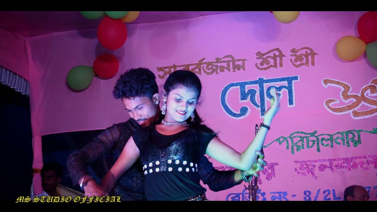 Aankhon Se Tune Kya Keh Diya | Old Hindi Song | Dance Cover | Duet Dance