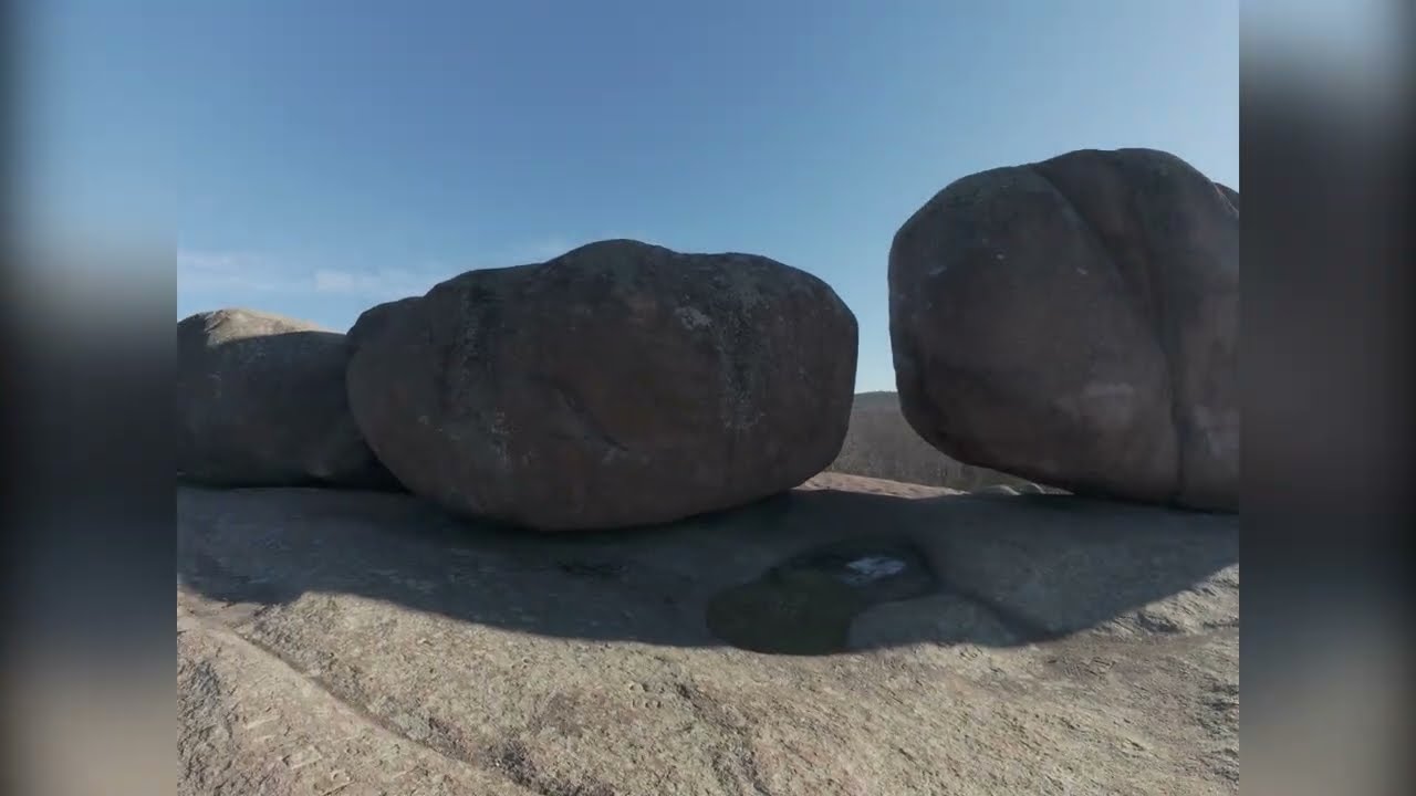 Short hike at elephant rocks