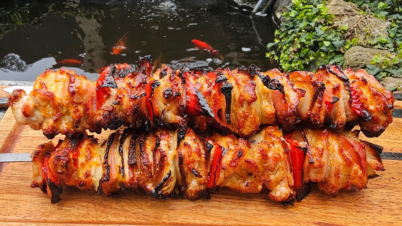 HRISTOS A ÎNVIAT! 🙏🙏🙏 Frigarui de porc la grătar.