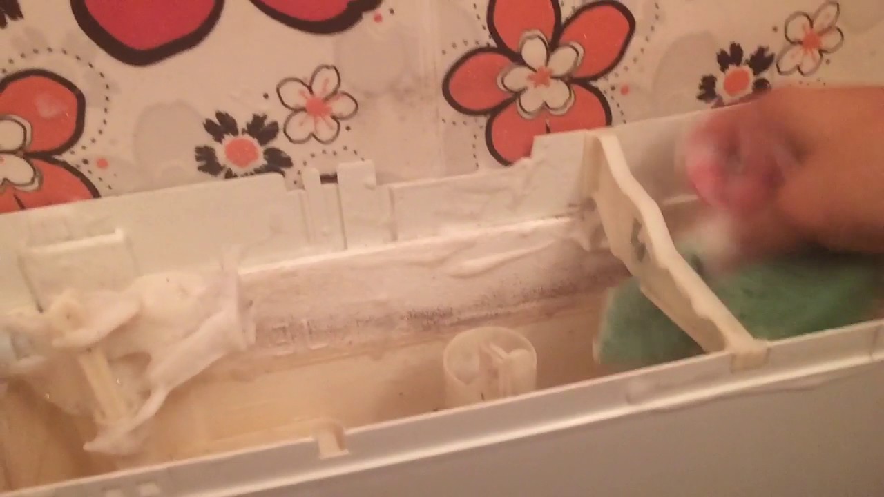 Kifogott rajtam a WC tartály!!!!!