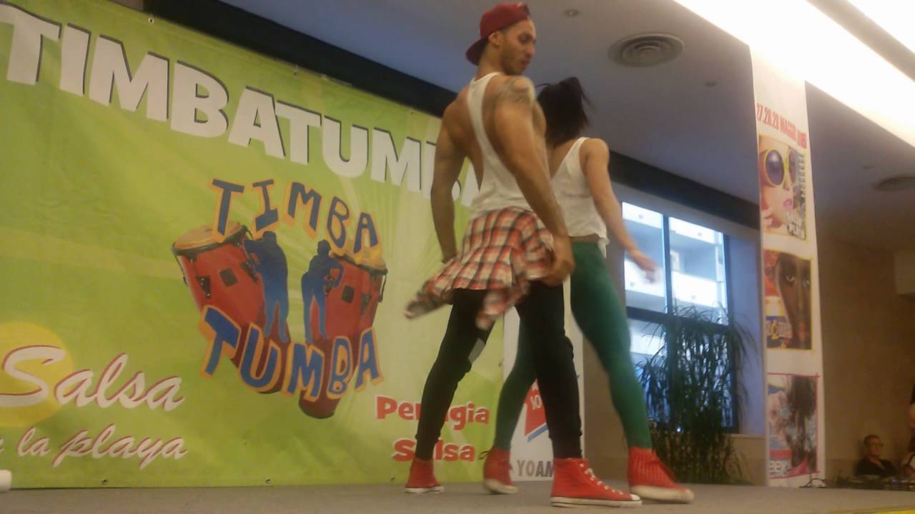 Reggaeton in coppia - Barbara Jimenez & Cuban Flex