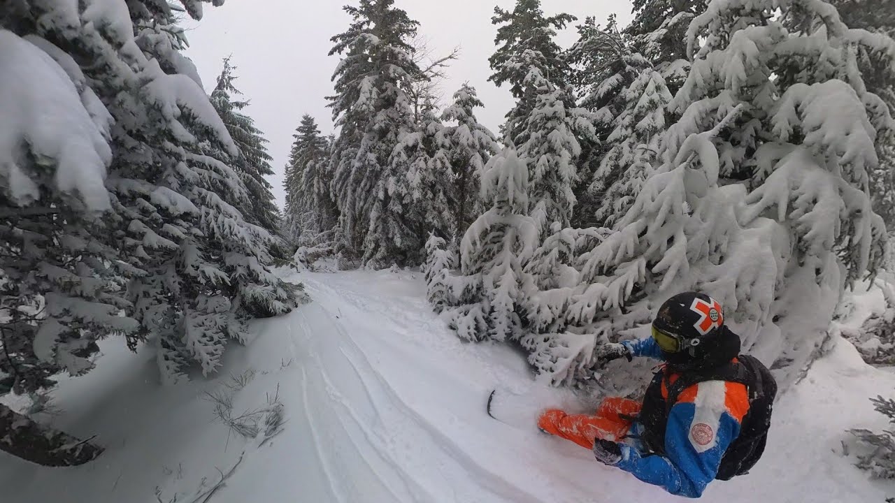 Session poudreuse dans les Pyrénées tempête Enol 🥶😍🌧