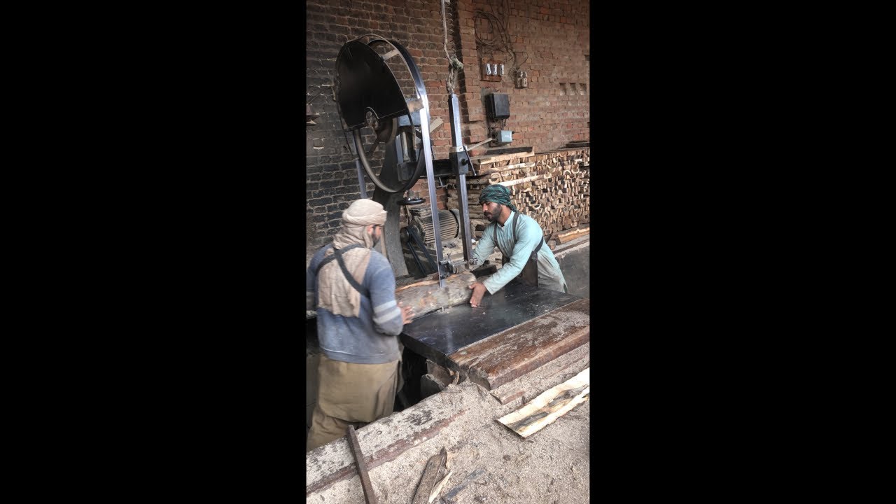 SAWMILL WOOD CUTTING #welding #woodscraft #wood #woodworking #machine #cuttingwood #woodwork