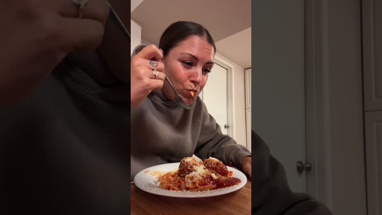How to stay in a calorie deficit at nonnas 🇮🇹 #fatloss #italian #nonna #caloriedeficit