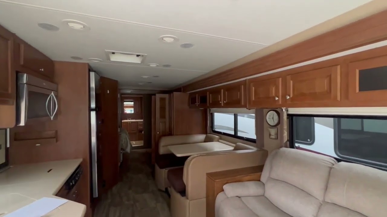 2015  THOR PALAZZO 36.1 $99,900