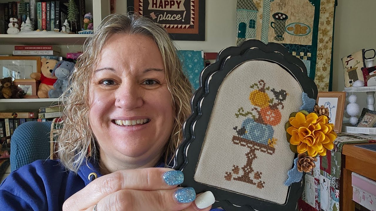 Flosstube 14: WipGo, Finishes and more Snowmen mini quilts