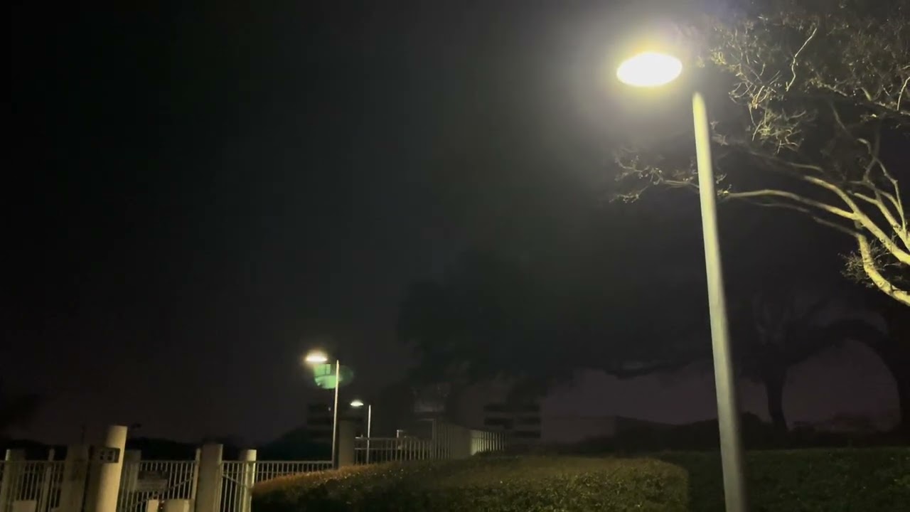 Mercury Vapor fixtures at the former EDS headquarters, 2/20/2026 