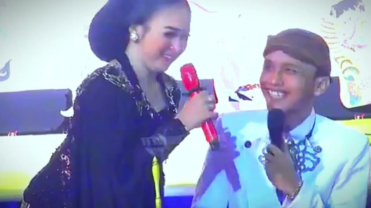 PIYE SAYANG !!  GEMPAR SEKETIKA SAAT NIKEN BILANG KE KI AKBAR