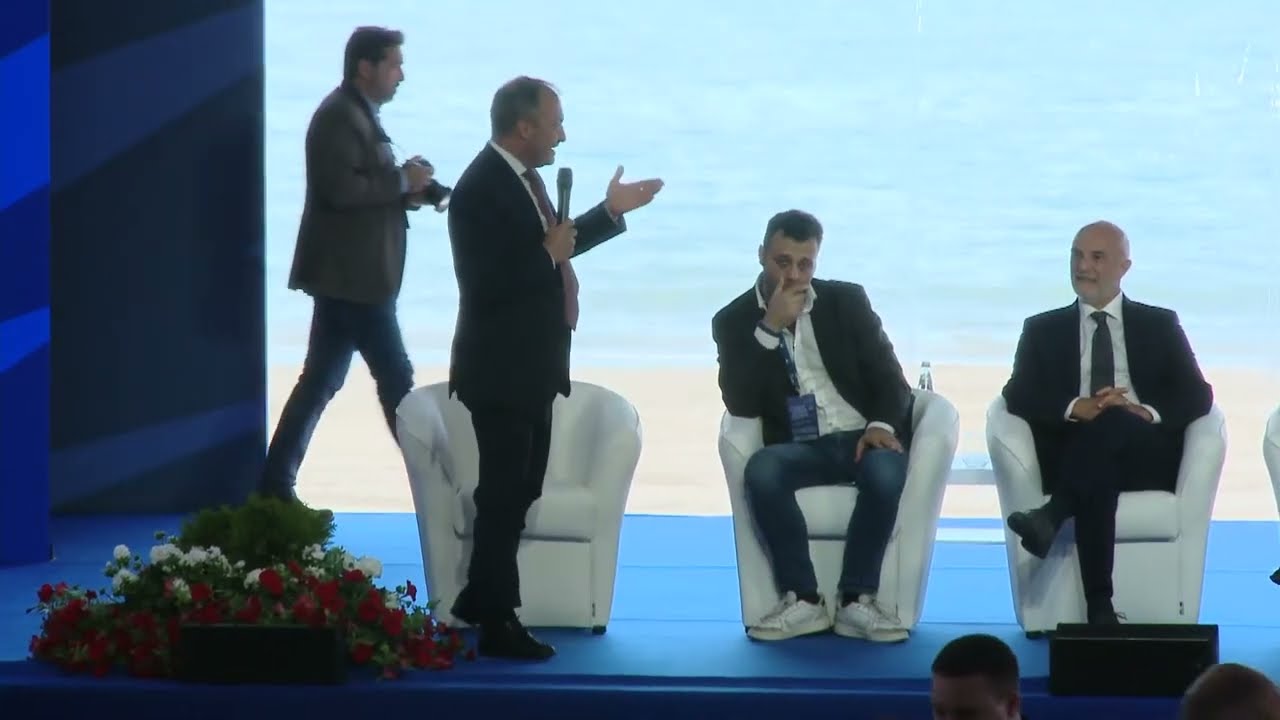 Pescara. Inaugurazione e apertura della Conferenza programmatica di Fratelli d'Italia