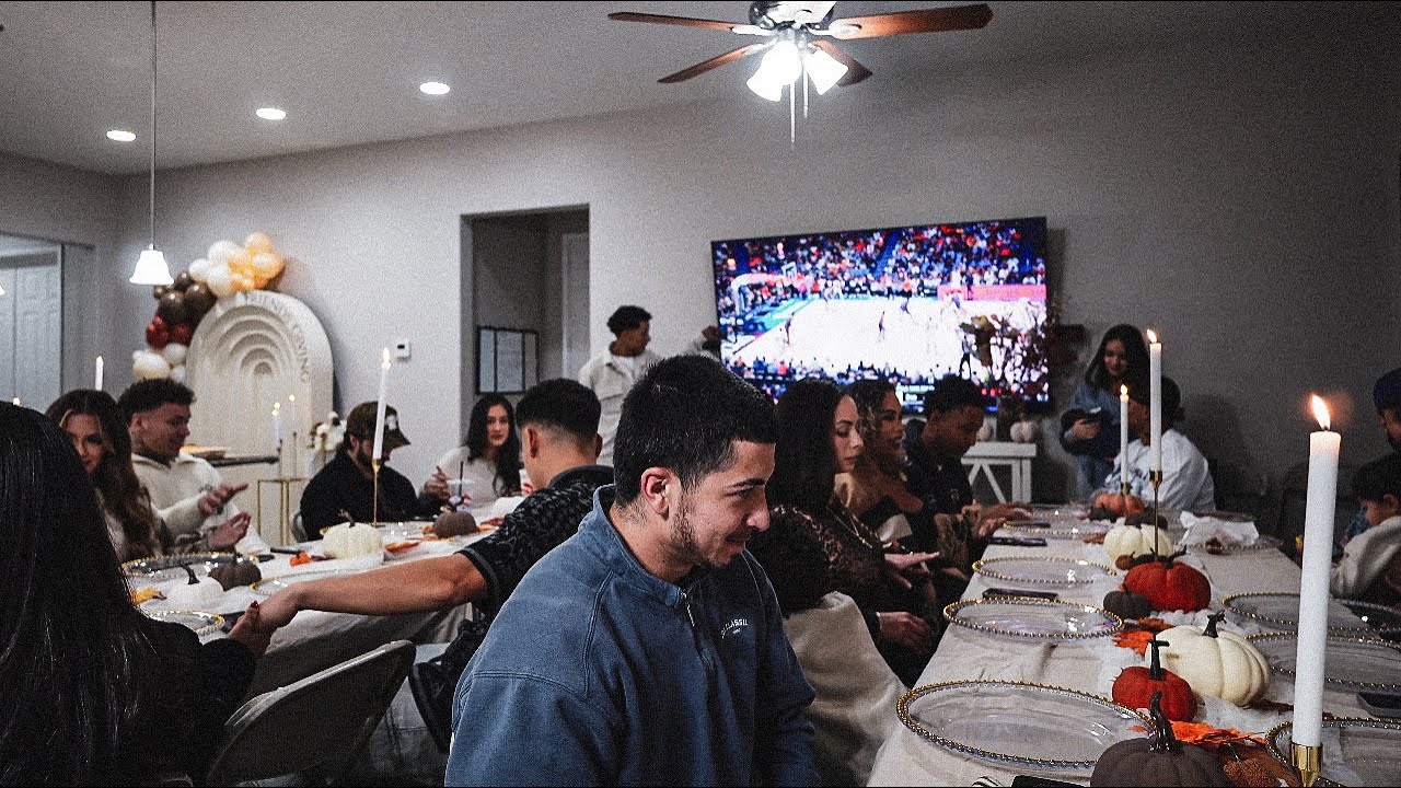 WE HAD A HUGE FRIENDSGIVING🦃