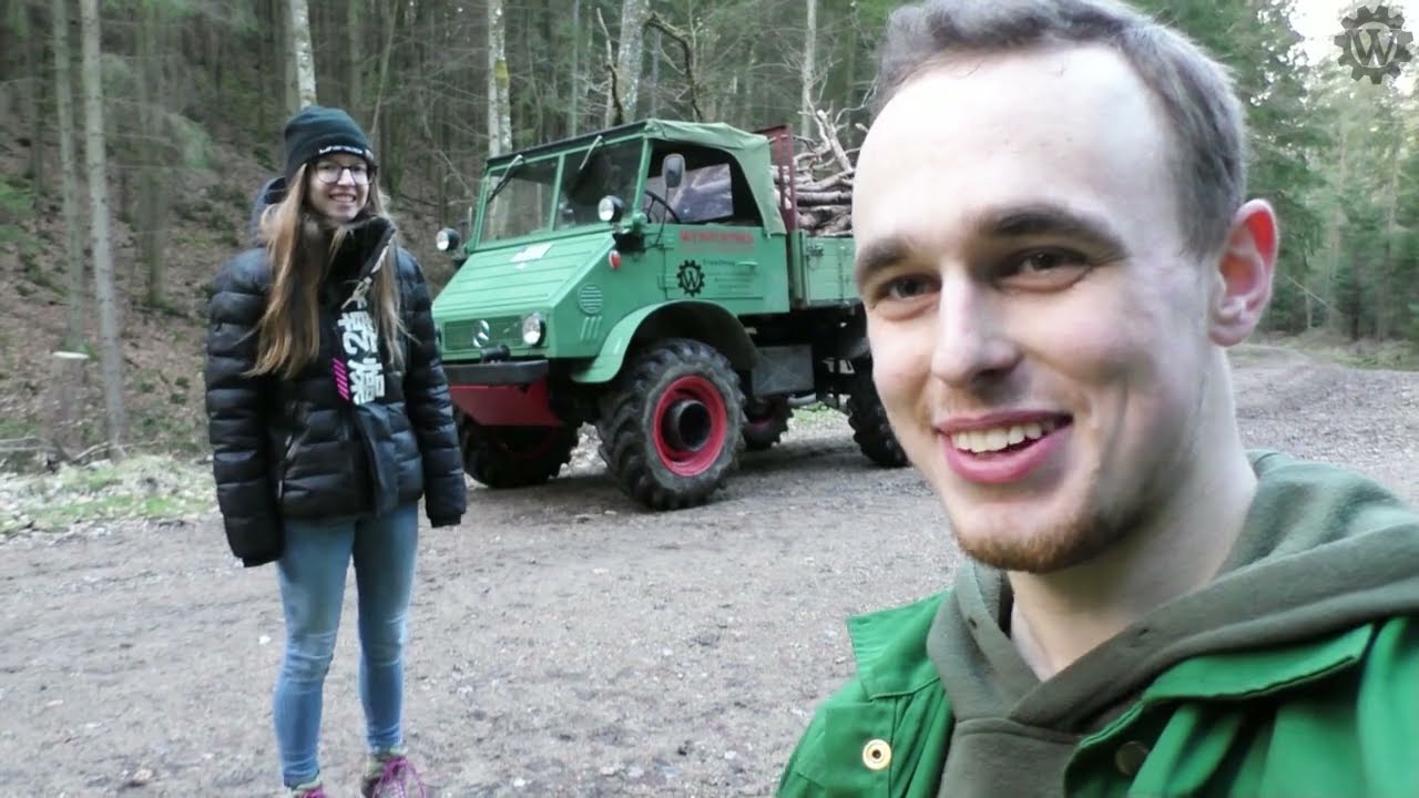 Unimog fährt steil beim Holztransport! (Und rutscht im Steilhang)