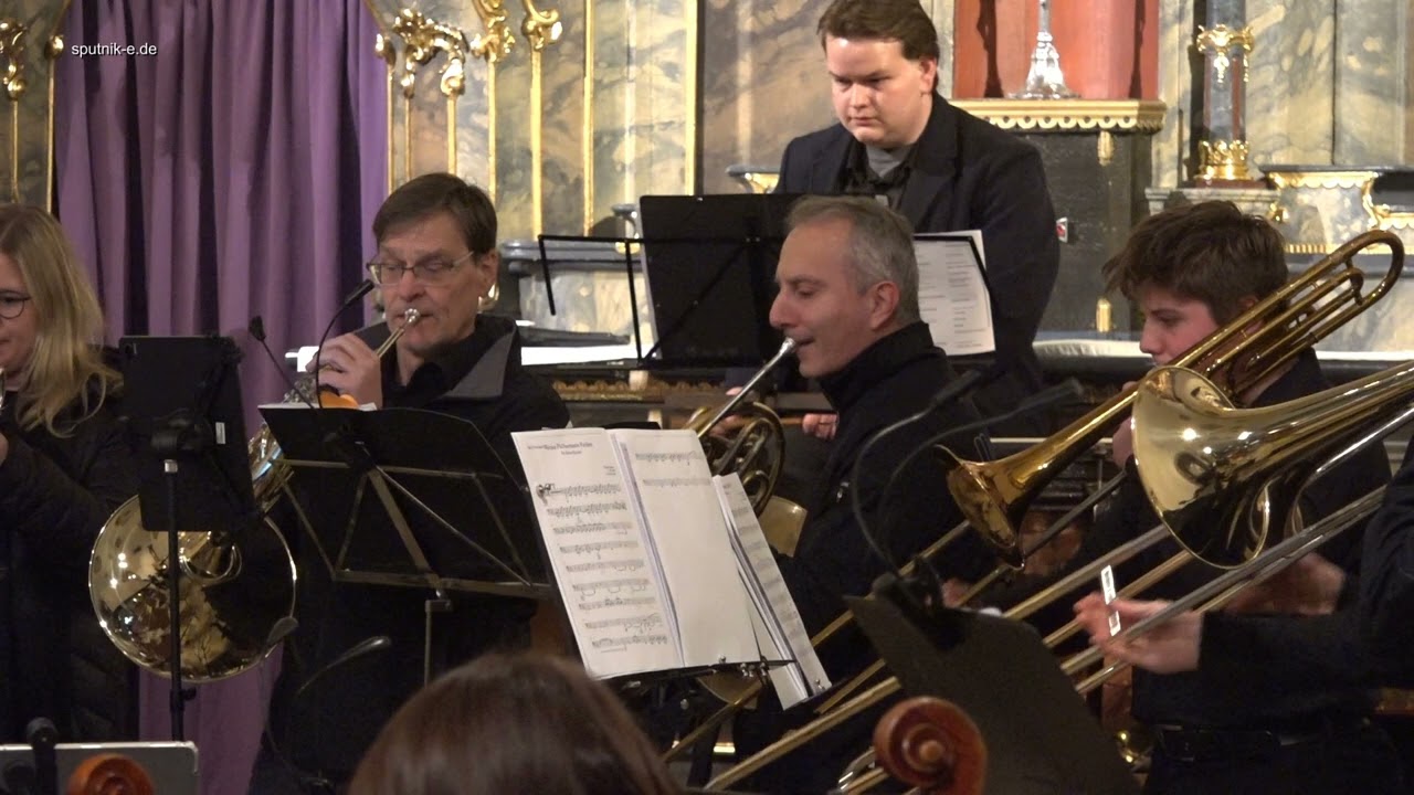 Vienna Philharmonic Fanfare& Begrüßung durch Pfarrer Hansjörg Häuptle - Musikschule Unterer Neckar