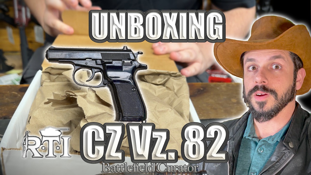 Распаковка и стрельбы из CZ 82 с чешской армейской наплечной кобурой при участии Дерека из MB Def...