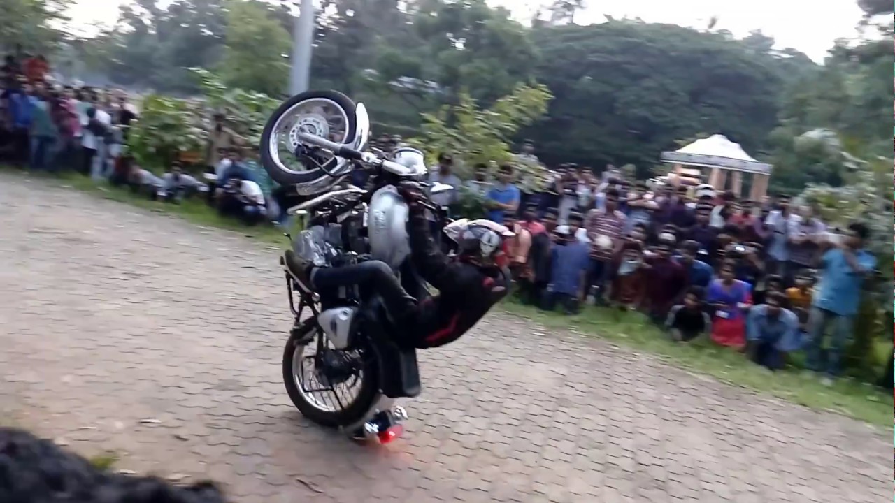 Bullet bike stunts thrissur
