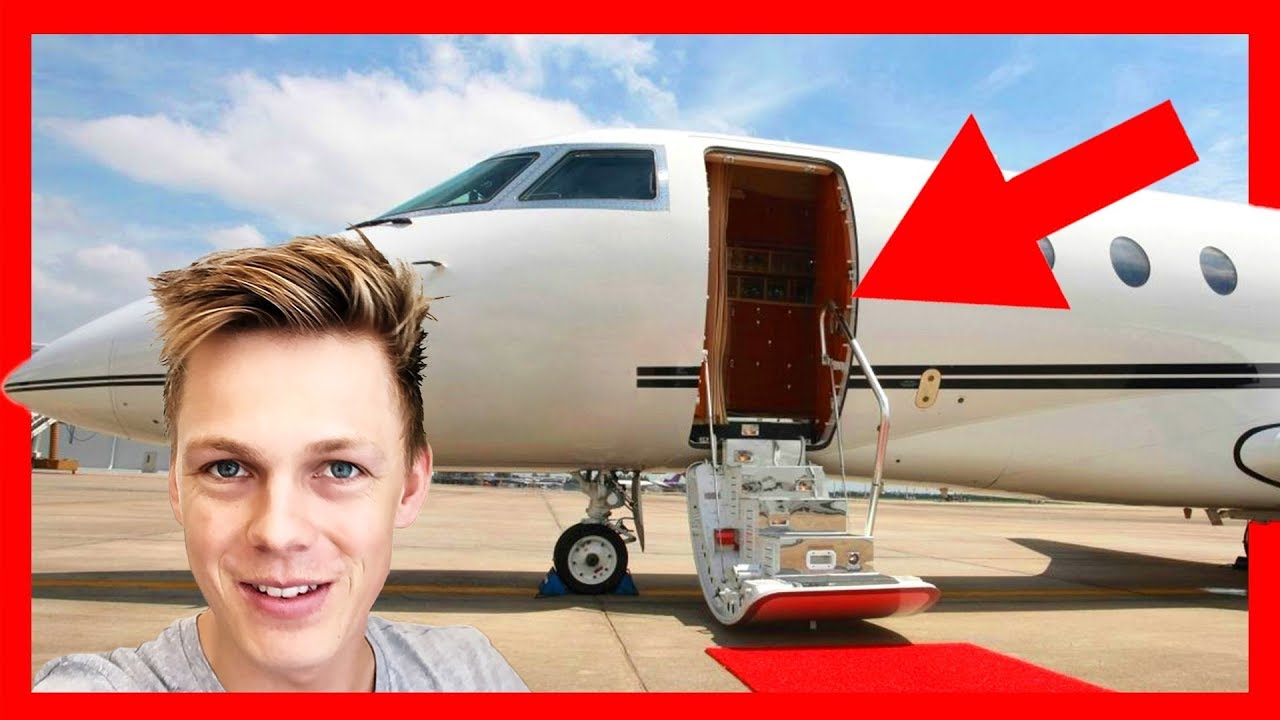 SNEAKING ONTO A PRIVATE JET ft. The Chainsmokers