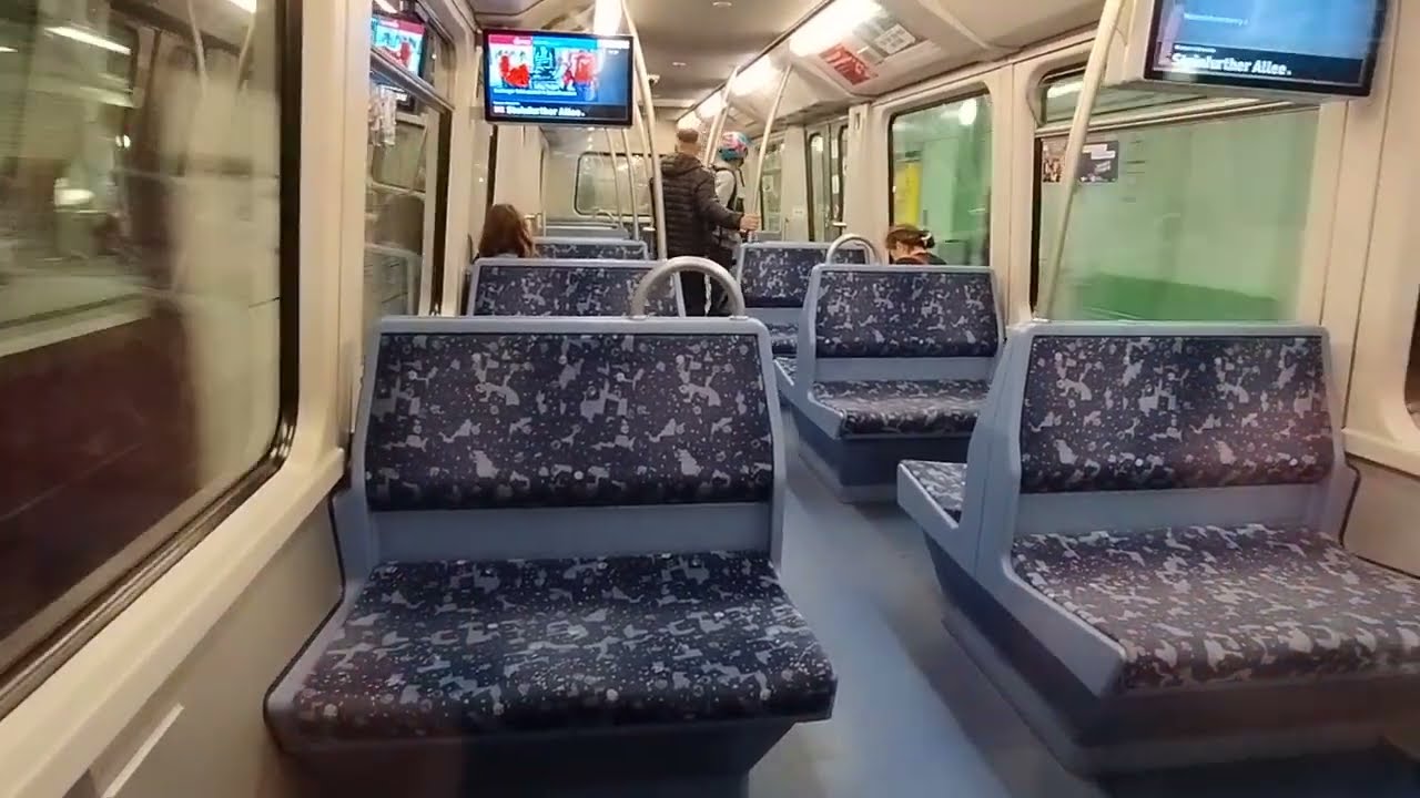 U-Bahnfahrt Hamburg in Echtzeit, U2 (DT4)