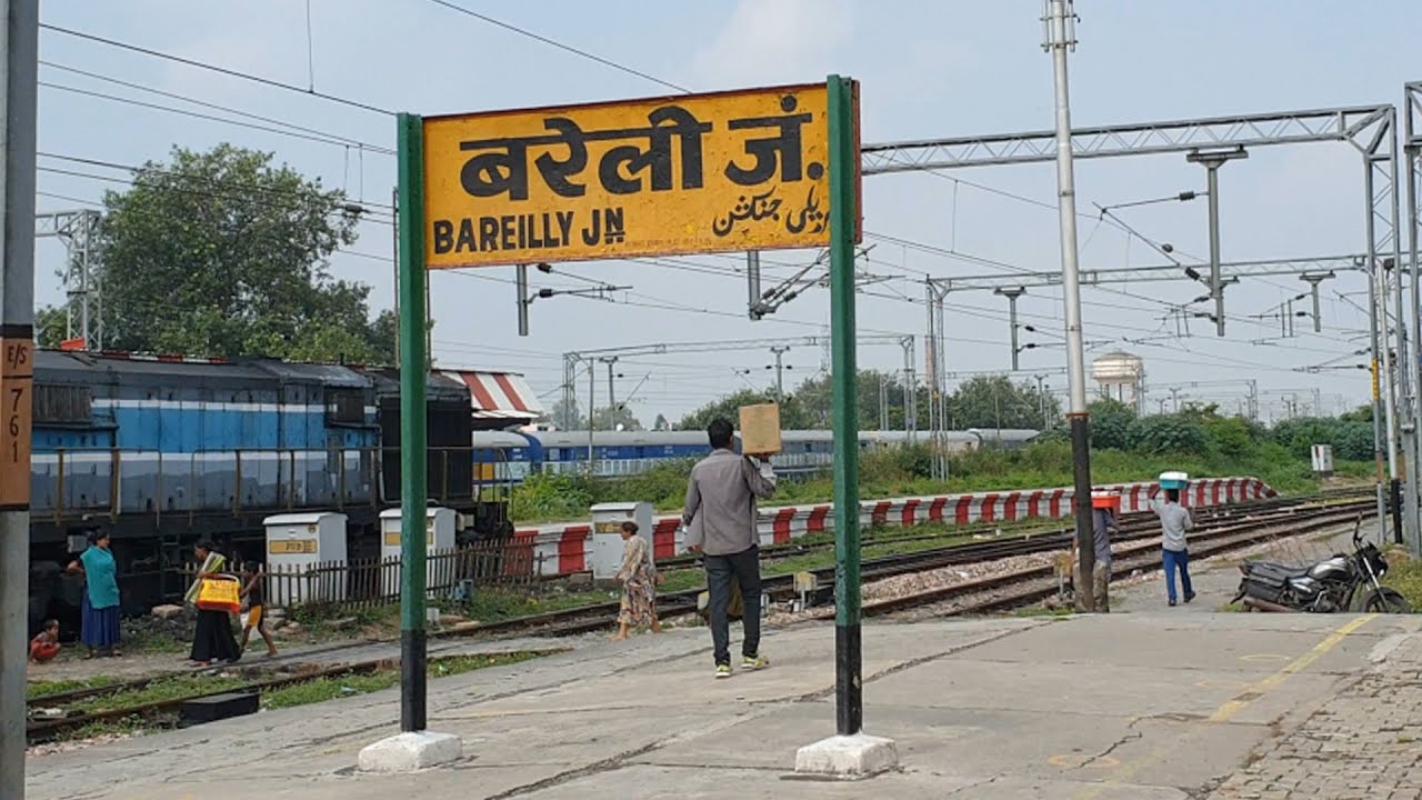 Bareilly Junction railway station Uttar Pradesh, Indian Railways Video in 4k ultra HD