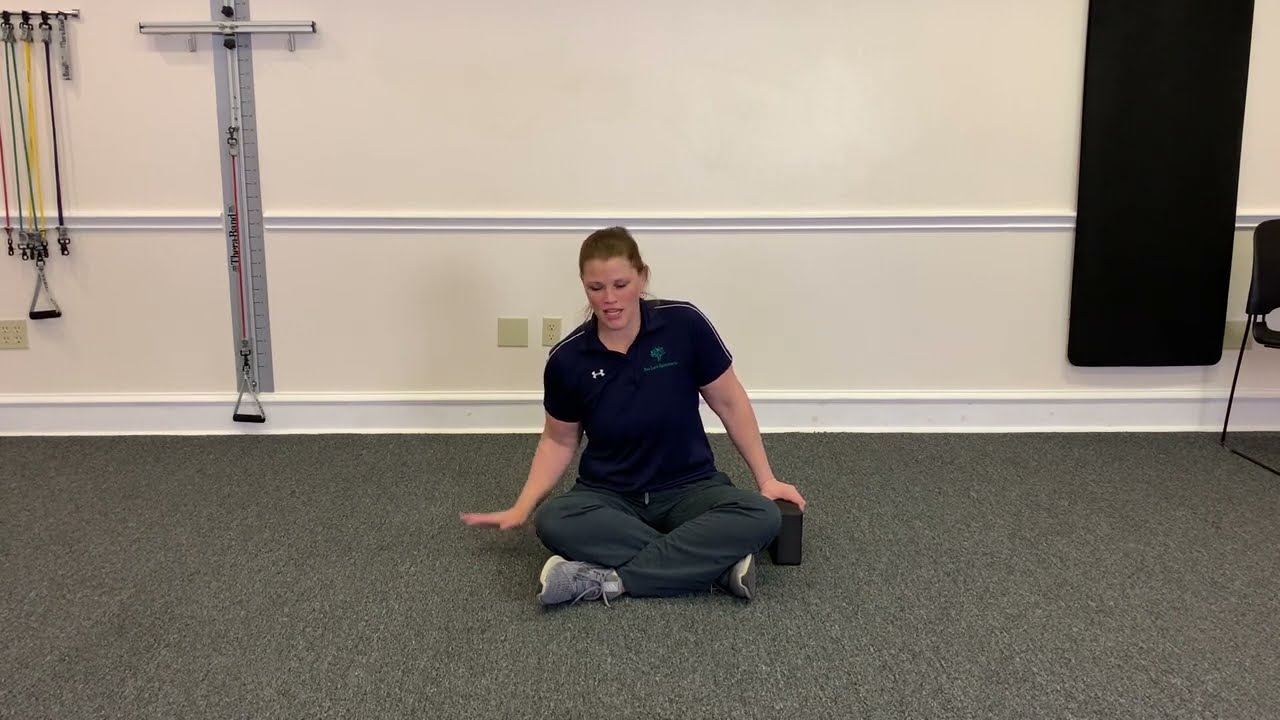 Shoulder Blade Stretch with League City Chiropractor