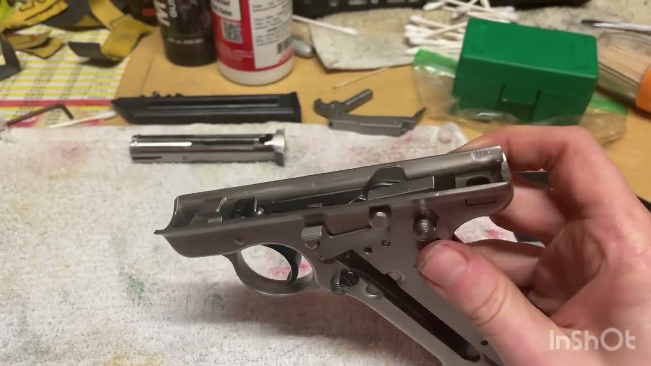 Ruger Mark III Hunter full disassembly (part 1)