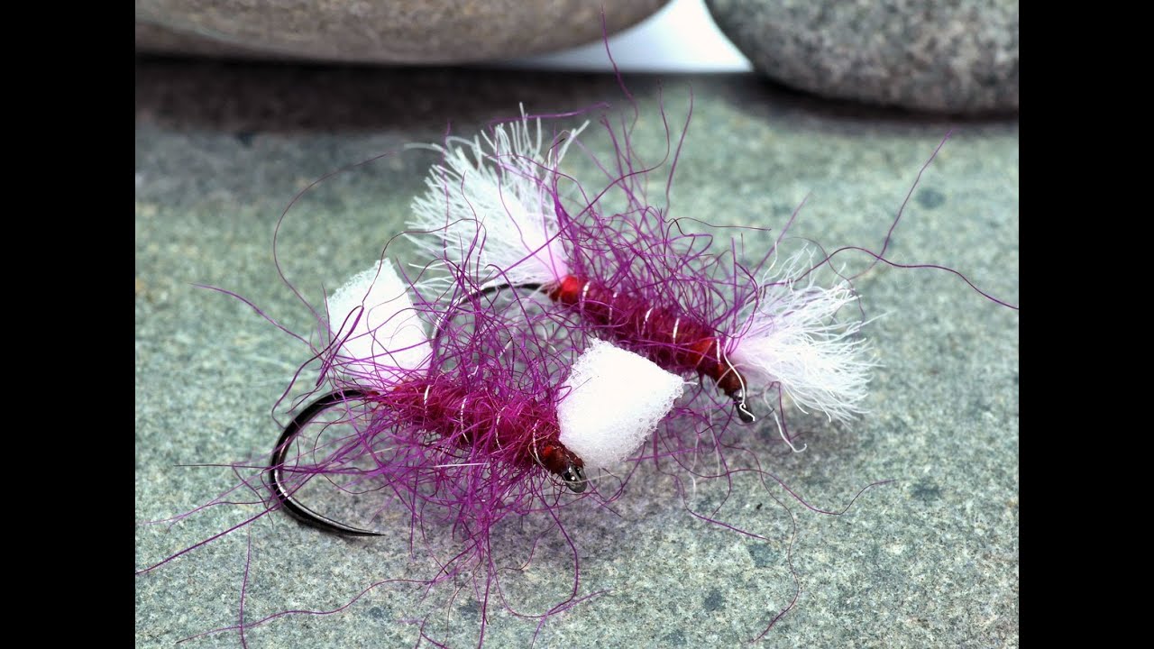 Tying the Shipman's Buzzer, two ways.