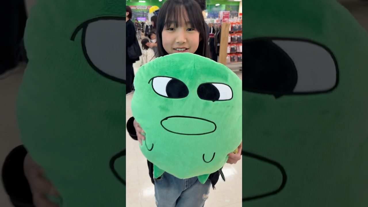 クレーンゲーム行列できてた…【マエスケ】