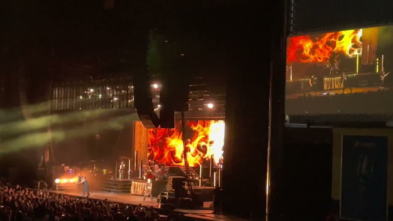 Evanescence LIVE - Lose Control/Part of Me/Never Go Back Medley - CHICAGO/Tinley Park