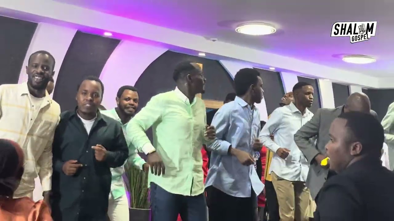 UMUKUNGA NKUBUNDIKIYE MUMABABA SINSIBA NO KUGUCIRA AKANZU HUMURA NSHUTI NKUZI MWIZINA 