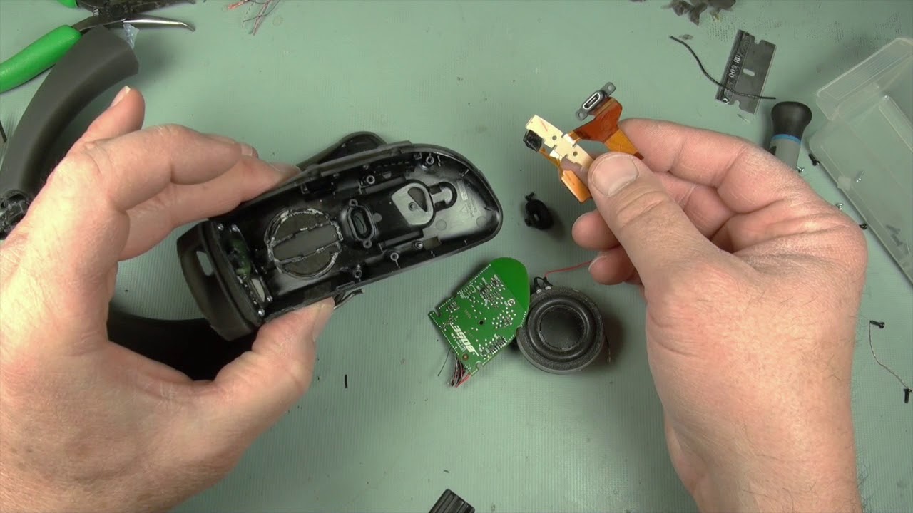 Bose SoundWear Companion Speaker Deconstruction