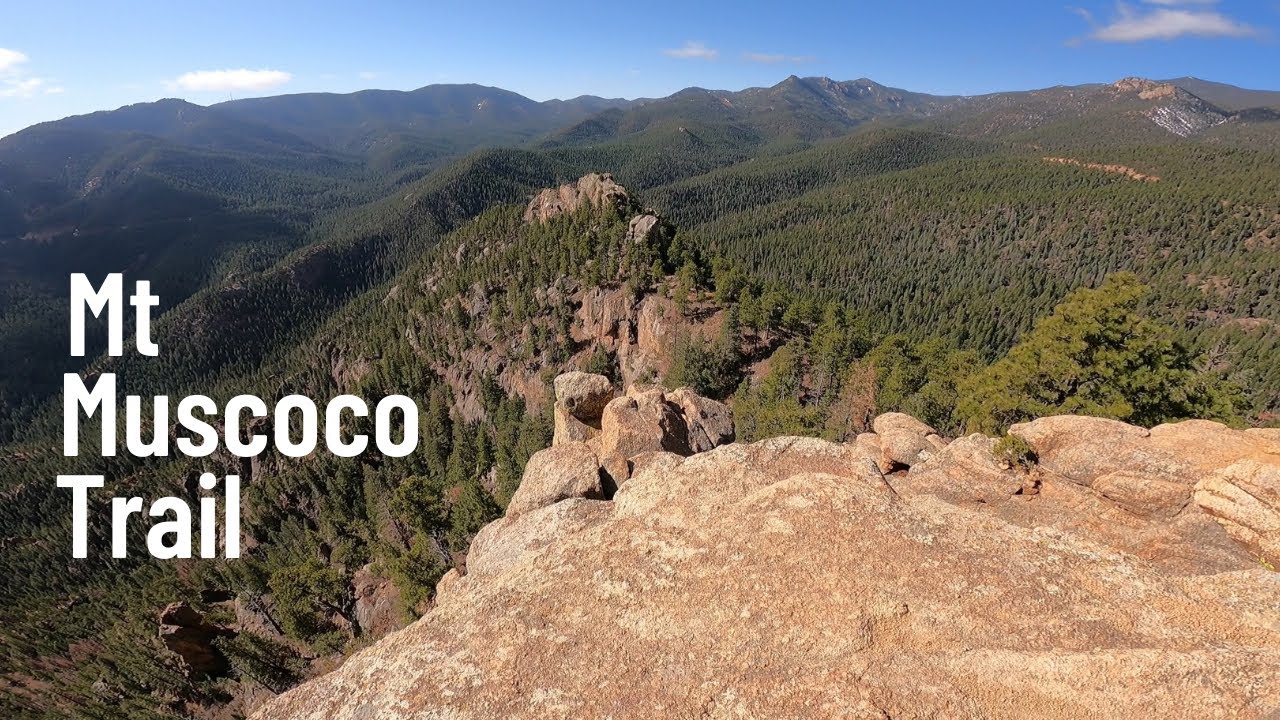 A short hike with moderate elevation gain in Colorado Springs | Mt Muscoco Trail