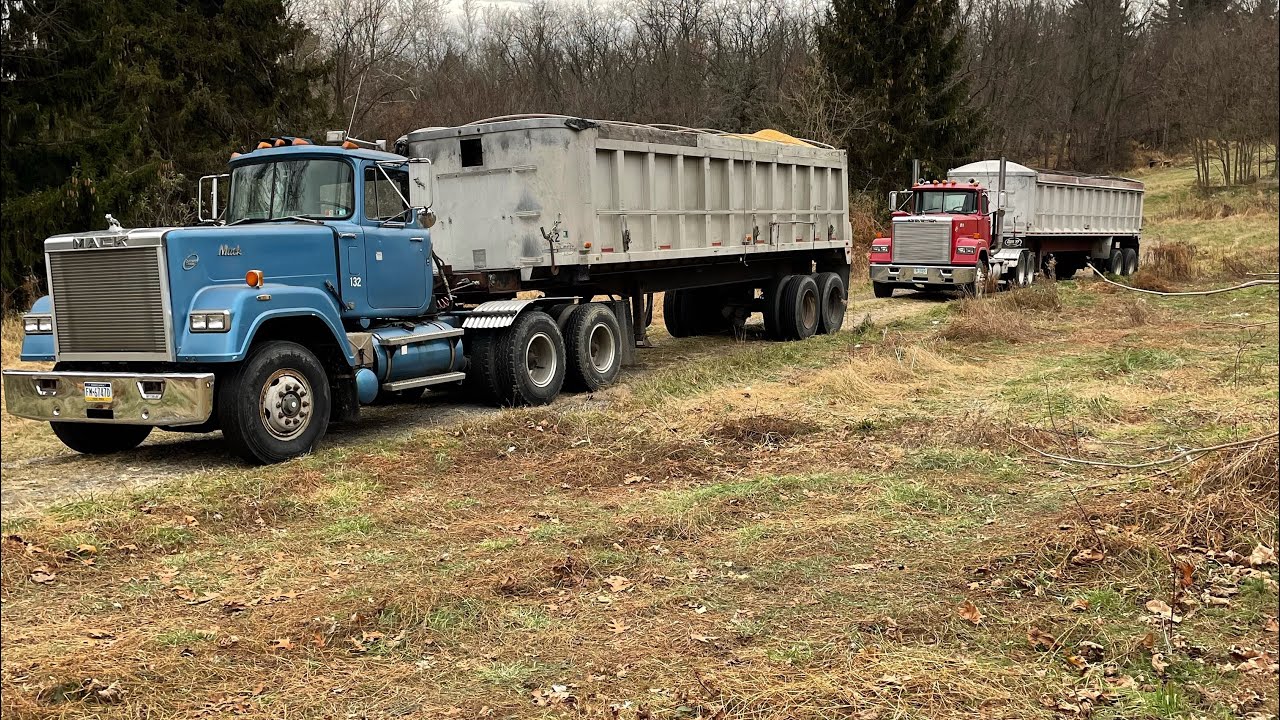 1986 Mack Superliner rw613