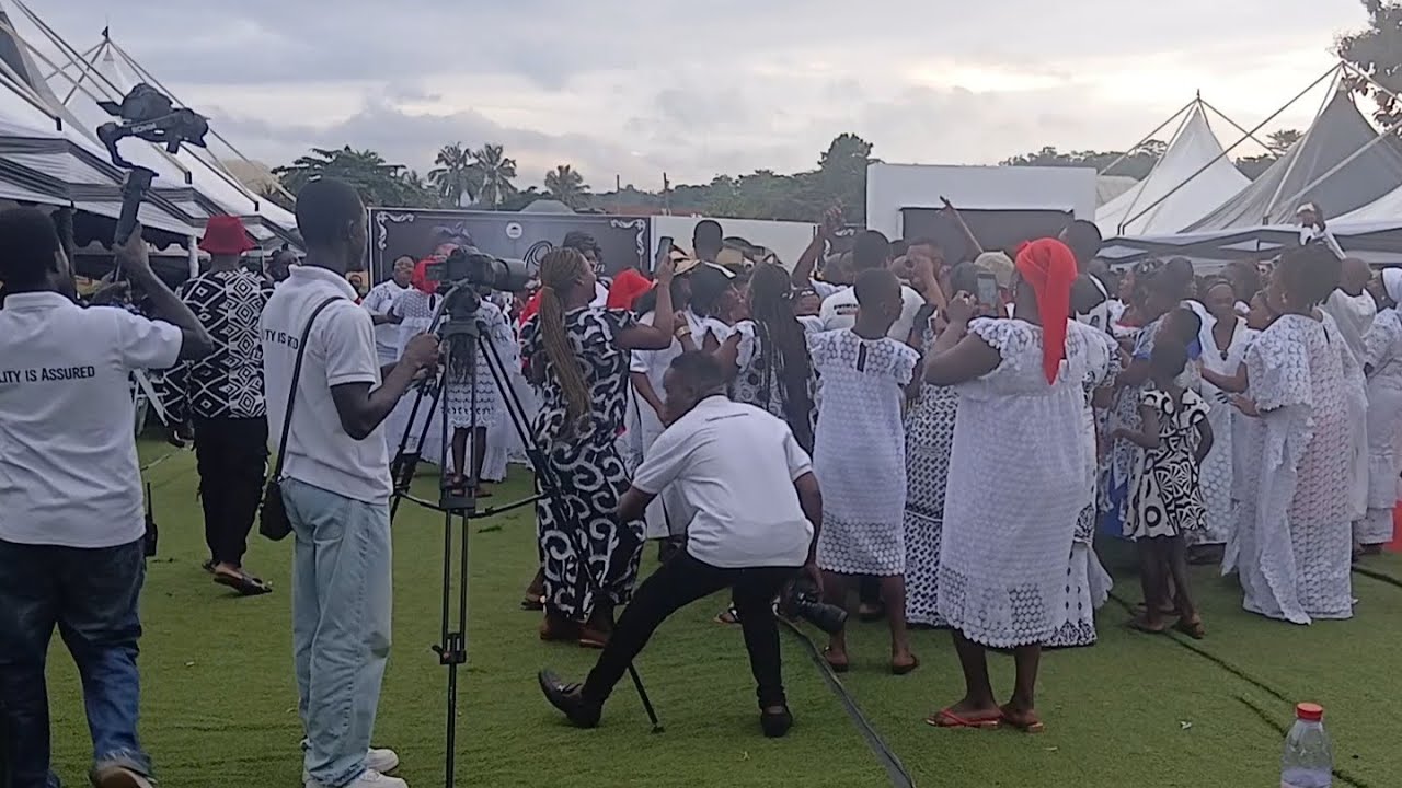 Energetic Performance From Diwomere Int Live Band 🔥 Must Not miss it ✨️ 👏 Daddy Lumba's song