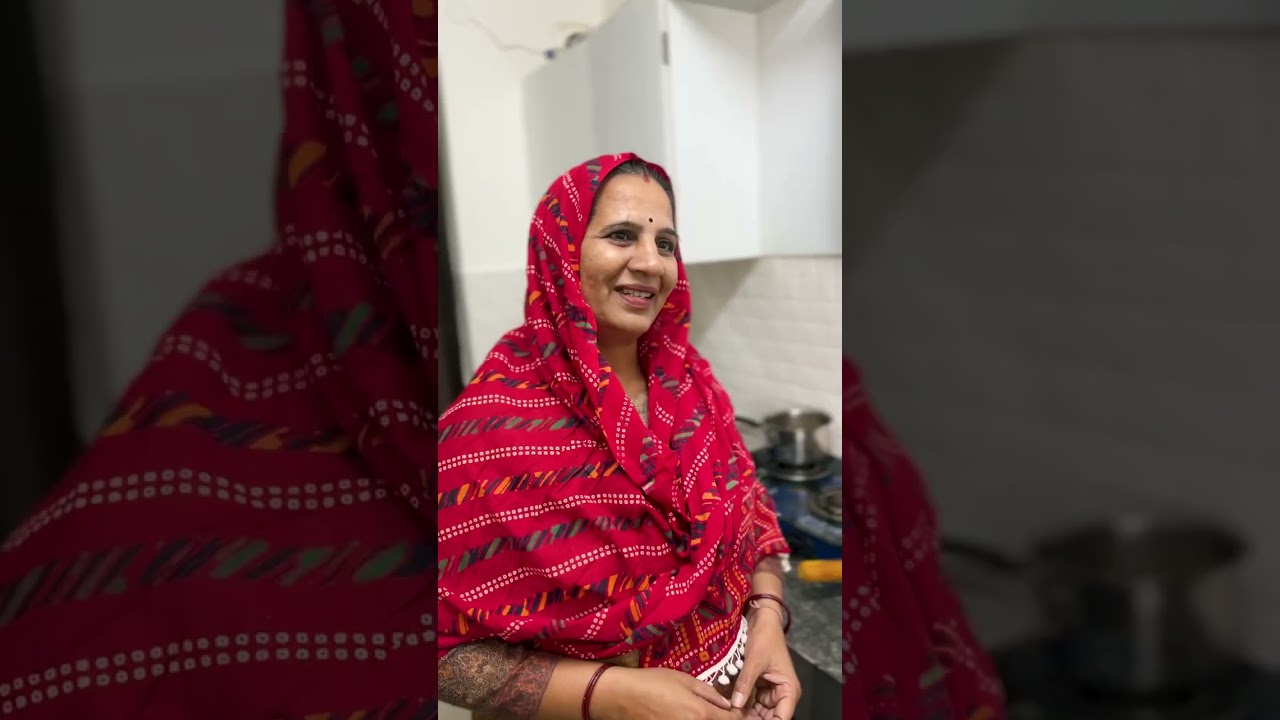 गाँव से माँ को बुलाकर बनाया नौकर|Parveen Bhardwaj