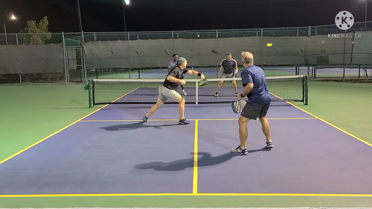 How 4.0 vs 3.5 Men's Doubles Pickleball Rec Game at Ventura looks like
