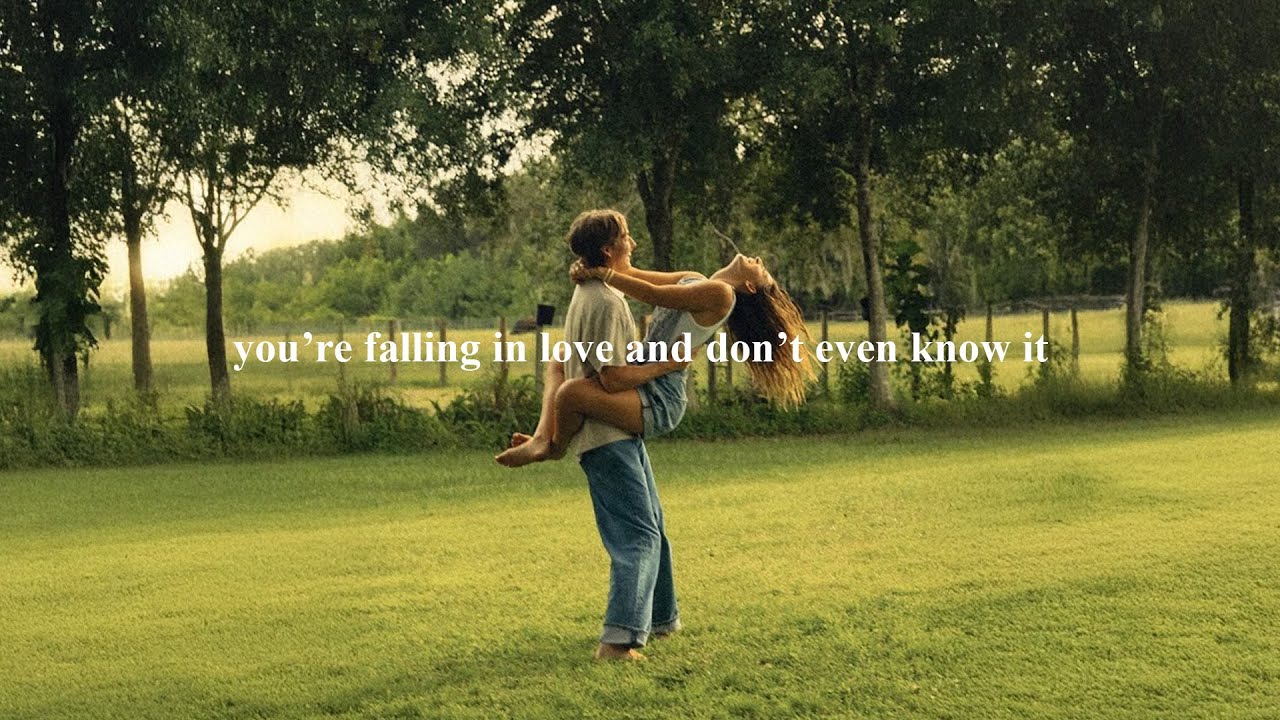 (playlist) you’re falling in love and don’t even know it
