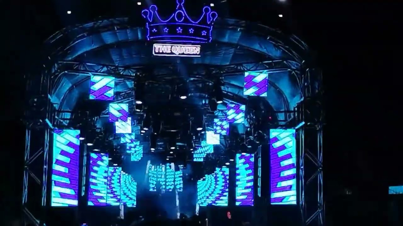 JULIANA   REINA DE LAS DISCOMOVILES Y SU SHOW HIGH TIME