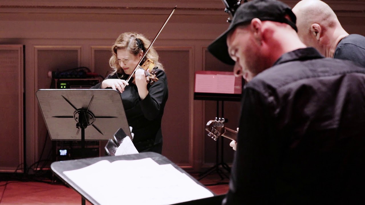 Gwendolyn Masin and Andreas Schaerer perform Johann Sebastian Bach's Concerto in G minor