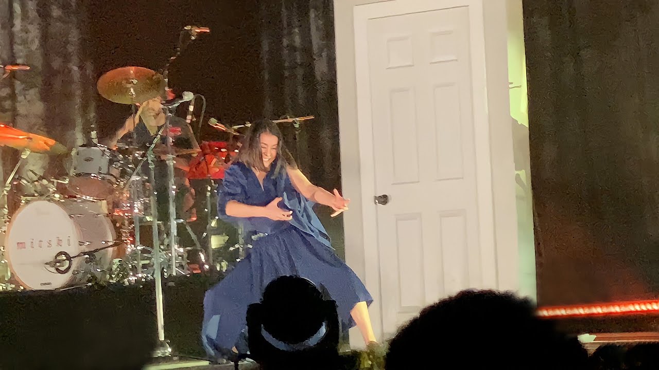 Mitski - Townie - Live in LA @ Shrine Expo Hall