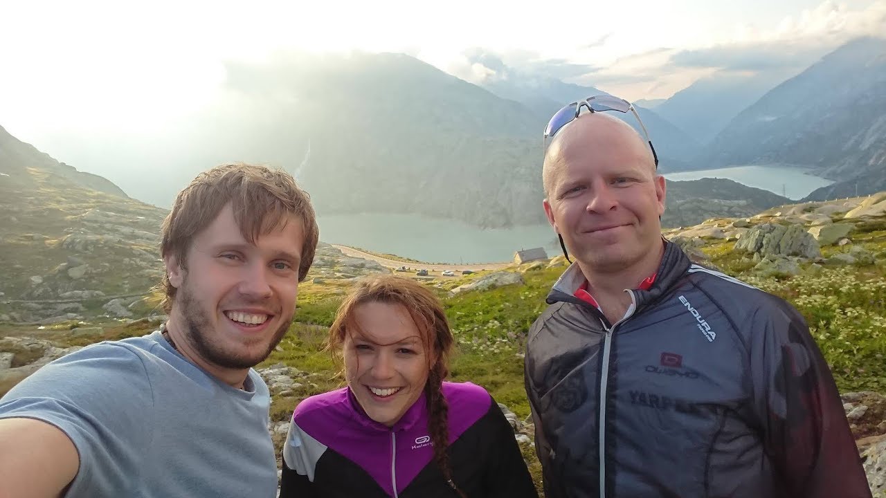 KOŁEM SIĘ TOCZY w Krainie Yarpenna! Przełęcz Br&uuml;nig i Grimsel! [DB # 61]