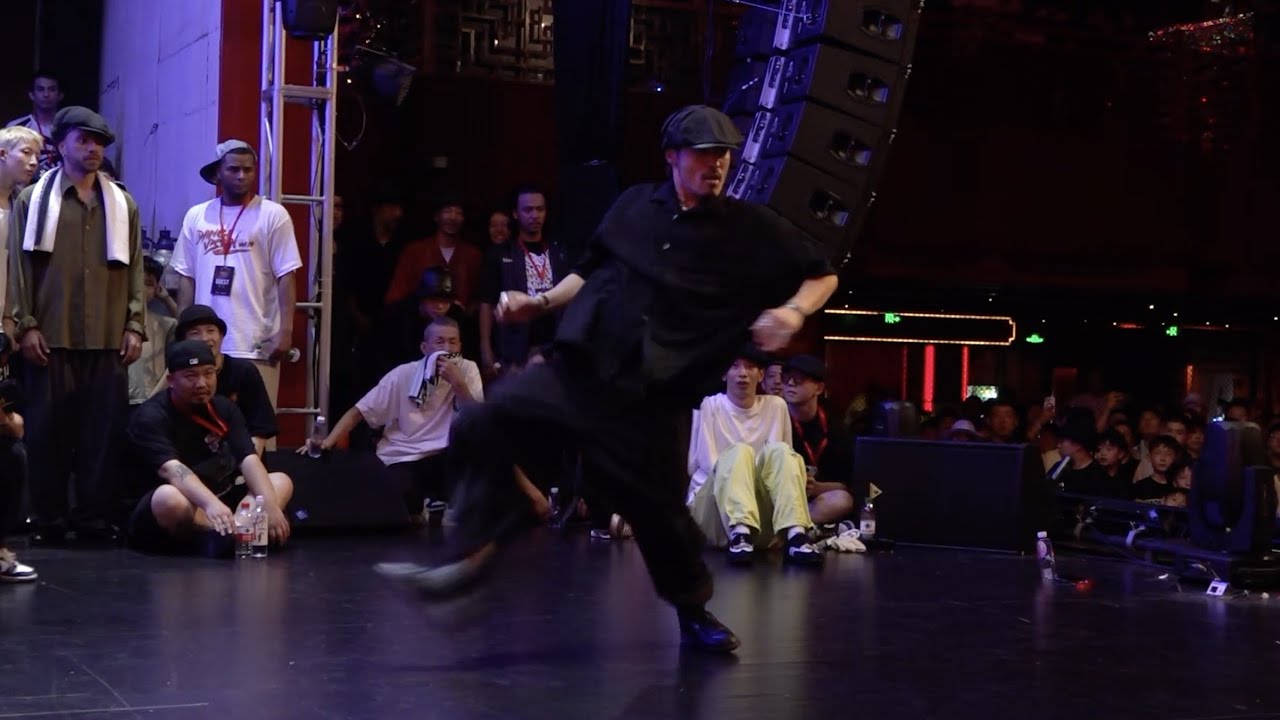 IRON MIKE vs JENES - Dance Vision vol.10 Popping Battle 64进32