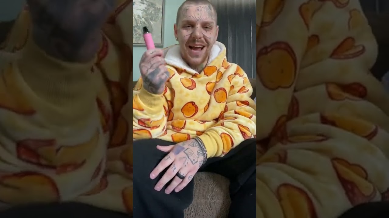 Mr vapor maxx vape seshhh and review😱😱🖤🖤