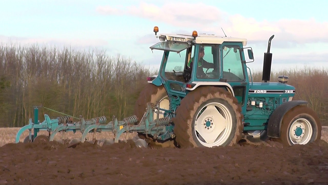 Ford 7810 & 5610 Tractors Ploughing