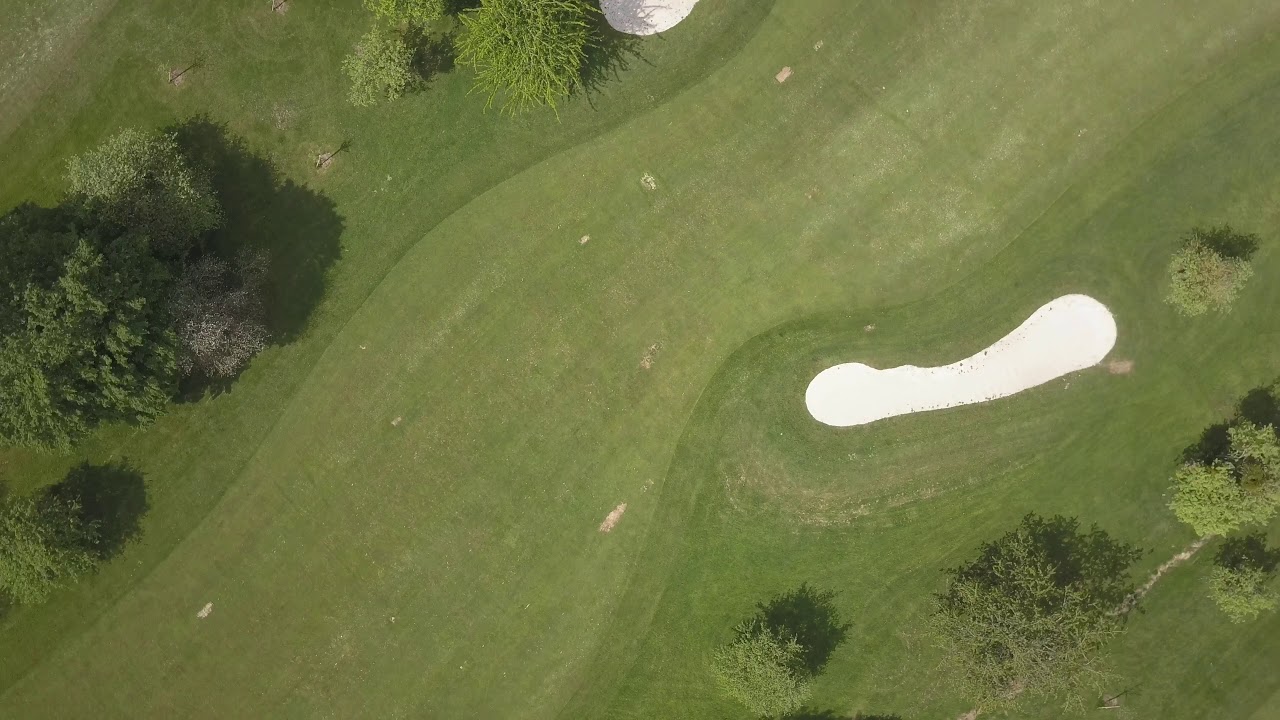 Au dessus du golf de St Nom la Bretèche