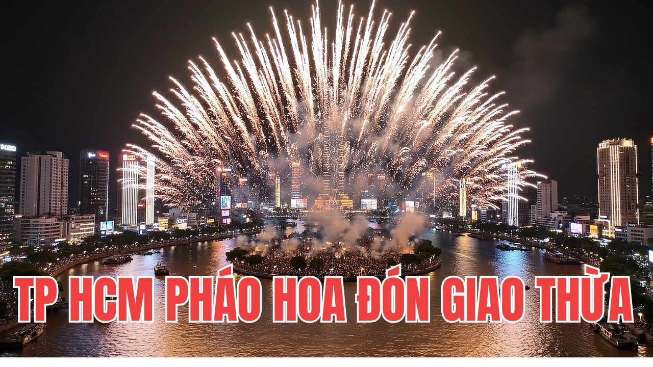 Pháo Hoa Chuyển Giao Năm Mới Lung Linh Ở Thành Phố Hồ Chí Minh 🎆