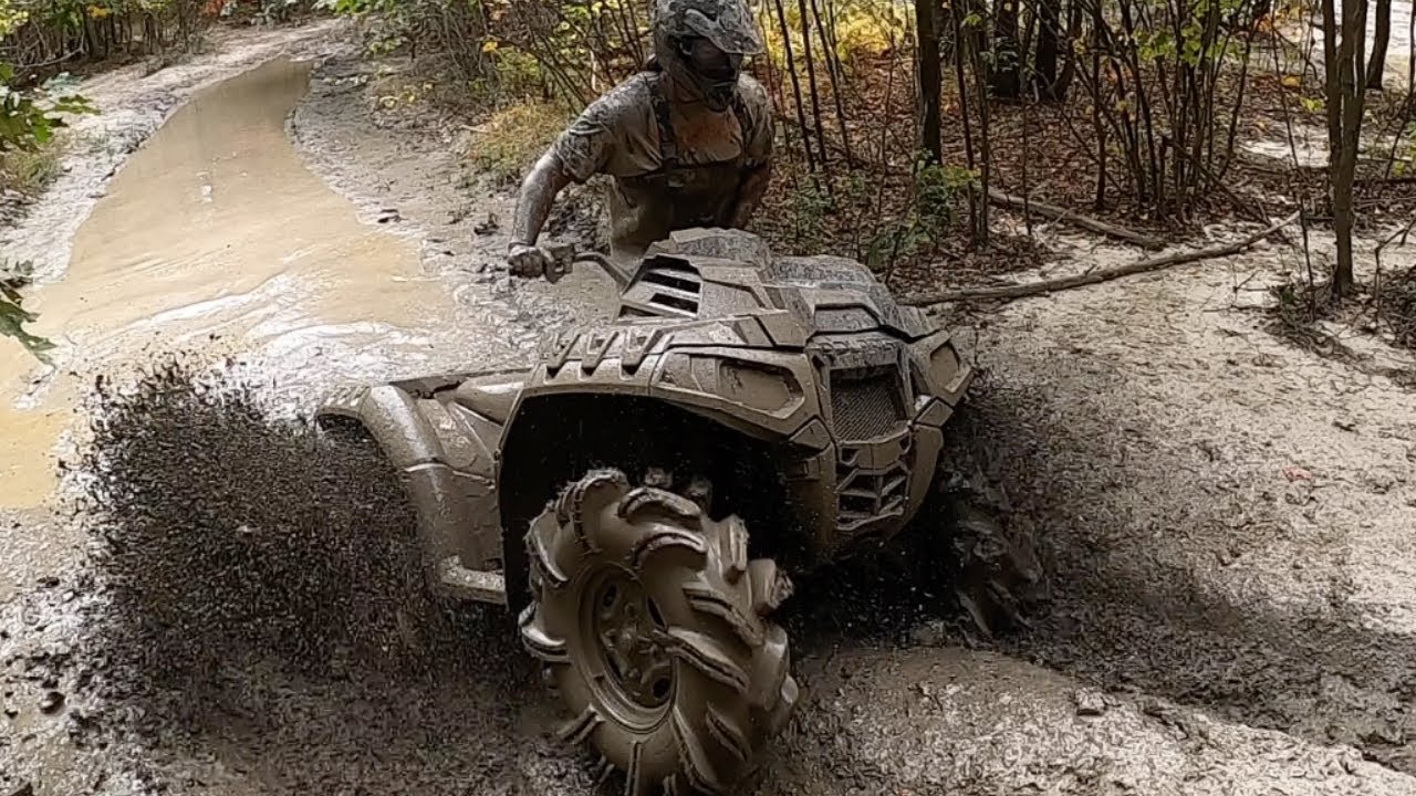 Polaris Sportsman 850 Highlifter MUDDING!