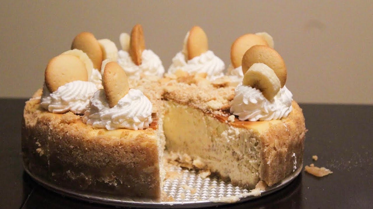 Banana pudding cheesecake recipe! | SweetToothMunchies