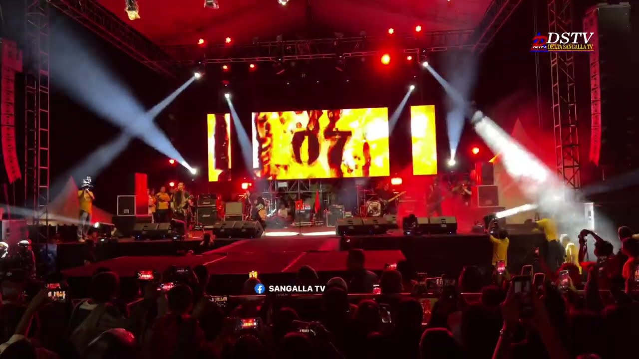 Konser Kotak Band Menggemparkan Toraja Carnaval 2023
